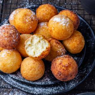Farmer's Cheese Donut Holes (Russian Ponchiki)