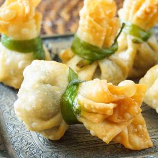 Thung Thong (Thai Crispy Dumplings)