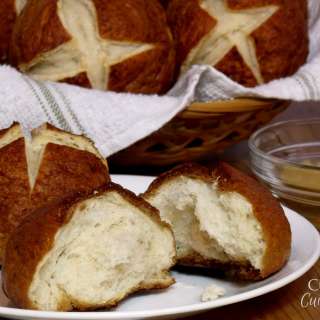 Laugenbroetchen (German Pretzel Rolls)