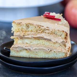 Caramel Apple Cake