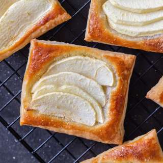 Quick Apple Tarts