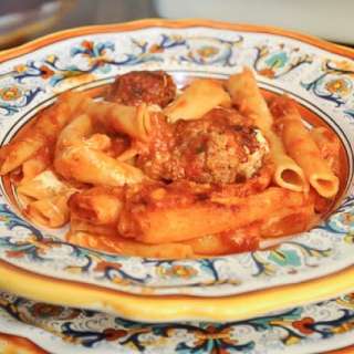 Zitoni al forno con le polpettine (Baked Ziti with Tiny Meatballs)