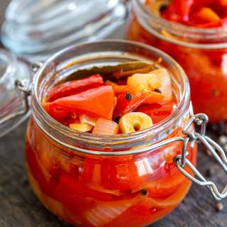 Marinated Red Bell Peppers