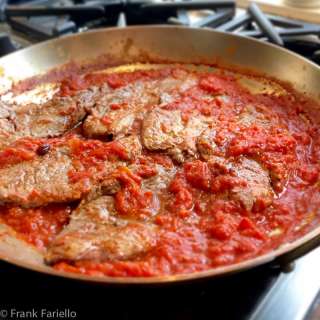 Carne alla pizzaiola (“Pizza-Maker’s” Beef)
