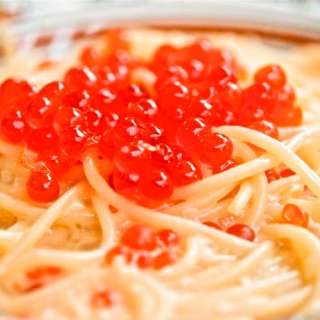 Spaghettini al caviale di salmone (Thin Spaghetti with Salmon Roe)