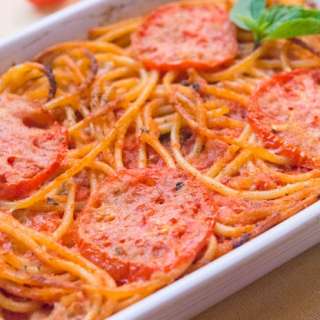 Bucatini alla pizzaiola