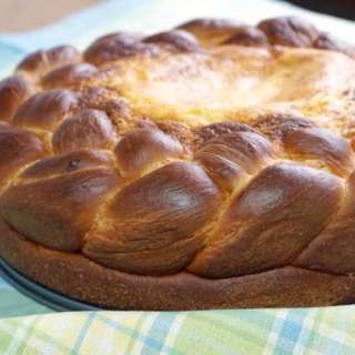 Pasca (Romanian Easter Bread)