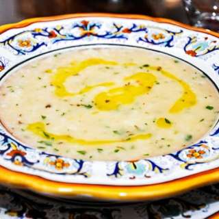 Crema di cannellini (Tuscan White Bean Soup)