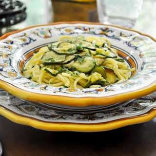 Quick Note: Spaghetti con le zucchine (Spaghetti with Zucchini)