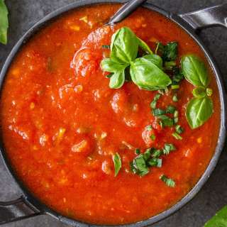 5-Minute Marinara Sauce (Extra Easy)