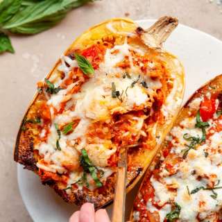 Chicken Parmesan Stuffed Spaghetti Squash
