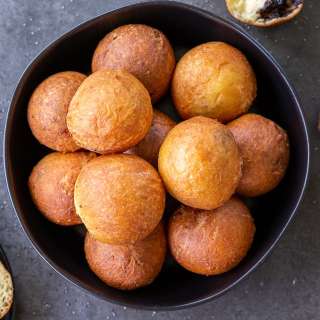 Fried Sweet Piroshky (with Poppy Seeds)