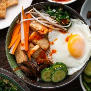 Vegetarian Korean Bibimbap Bowls Recipe