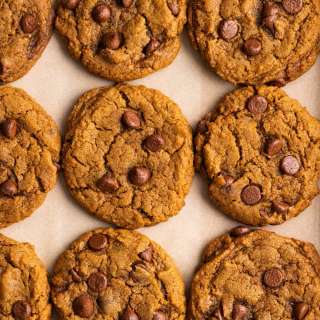 Vegan Pumpkin Chocolate Chip Cookies