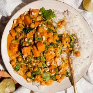 Butternut Squash Chickpea Curry (One Pot)