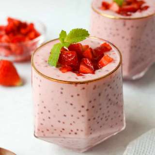 Easy 4-ingredient Strawberry Sago