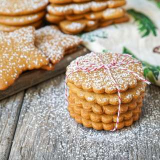 Piparkakut (Finnish Gingerbread Cookies)