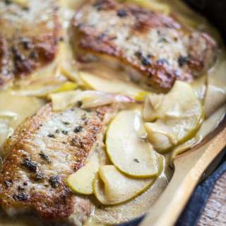 French Pork Chops Recipe with Apple Cream Sauce