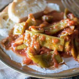 Braised Flat Beans in Tomato Sauce Recipe