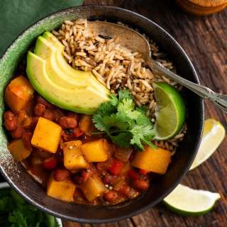 Saucy Puerto Rican Beans and Potatoes Recipe