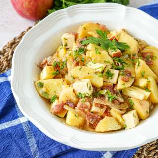 Bavarian-Style Kartoffelsalat