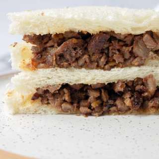 Easy Hong Kong Satay Beef Sandwich