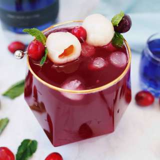 Easy 5-minute. Lychee Cranberry Gin Cocktail