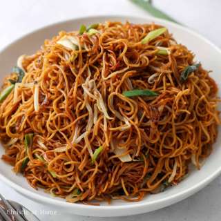 15-min. Easy Cantonese Soy Sauce Chow Mein