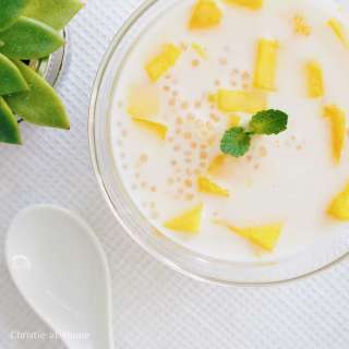 Quick & Easy Coconut Mango Sago Dessert