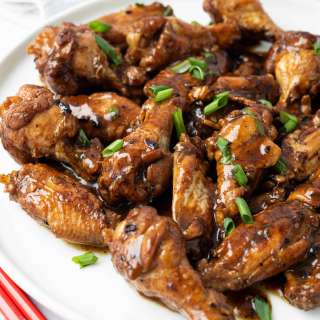 Easy Oyster Sauce Braised Chicken Wings
