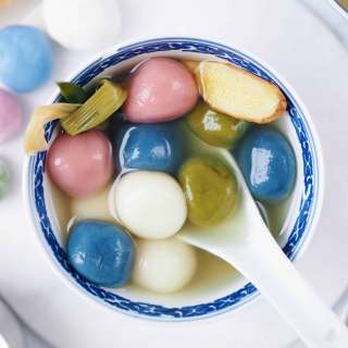 Easy Glutinous Rice Balls (Tang Yuan)