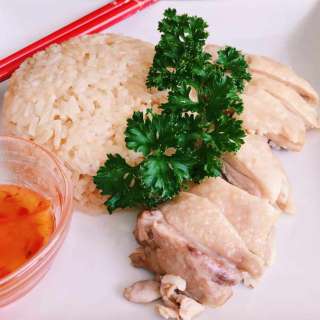 Quick & Easy One-Pot Hainan Chicken Rice