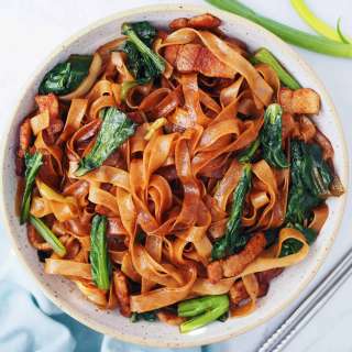 Quick & Easy Pork Belly Hor Fun