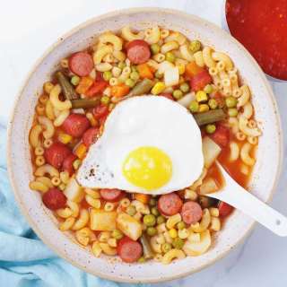 Easy 15-min. Hong Kong Tomato Macaroni Soup