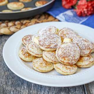 Poffertjes (Dutch Mini Pancakes)