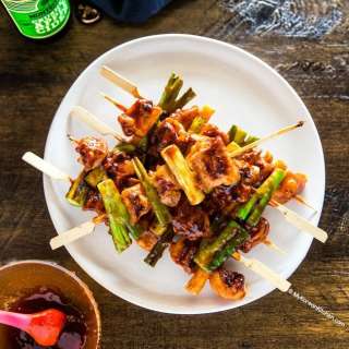 Korean Chicken Skewers (Dakkochi)