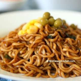 Jjapaguri / Chapaguri (Jjapaghetti and Neoguri Combined)