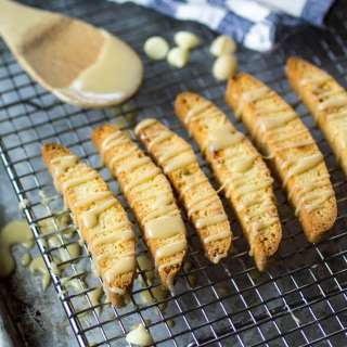 Macadamia Nut Biscotti Recipe