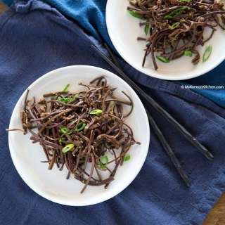 Gosari Namul (Korean Fernbrake Side Dish)