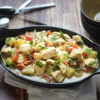 Slow Cooker Coconut Curry Chicken Recipe