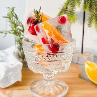 Holiday Ice Cubes