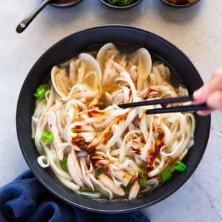 Chicken Noodle Soup (Dak Kalguksu)