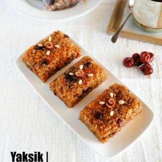 Yaksik (Korean Sweet Rice with Dried Fruit and Nuts)