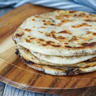 Katama (Kyrgyz Swirled Onion Flatbread)