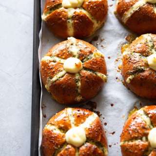 Korean Cream Cheese Garlic Bread