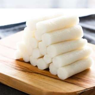 Garaetteok (Rice Cake Recipe)