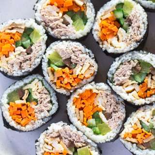Tuna Kimbap (Chamchi Kimbap)