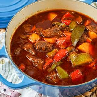 Mechadong Baka (Filipino Beef Mechado)