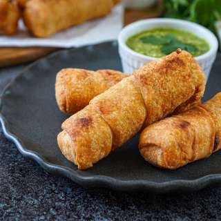 Tequeños (Venezuelan Cheese Sticks)