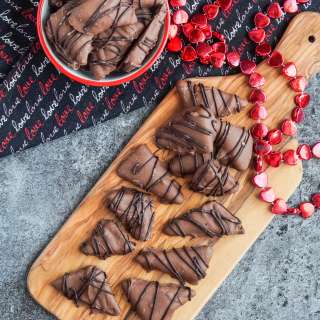 Amaretto Triangles